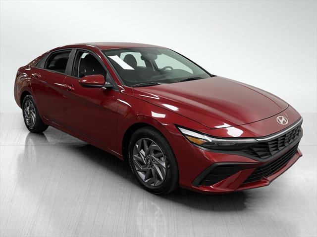 Hyundai Elantra 2024