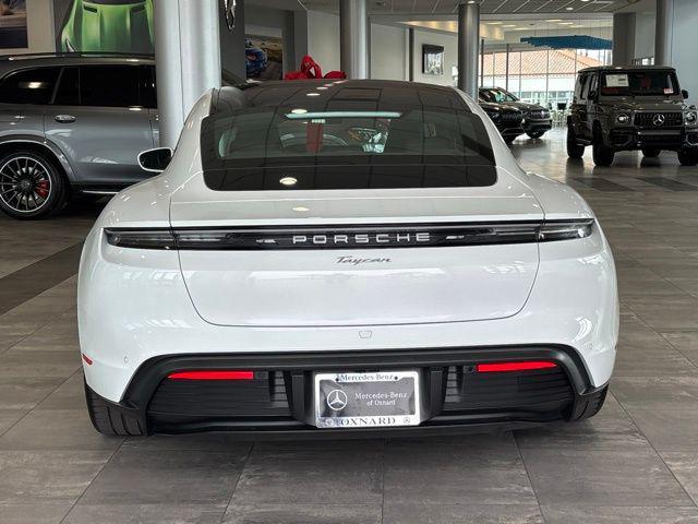 Porsche Taycan 2025