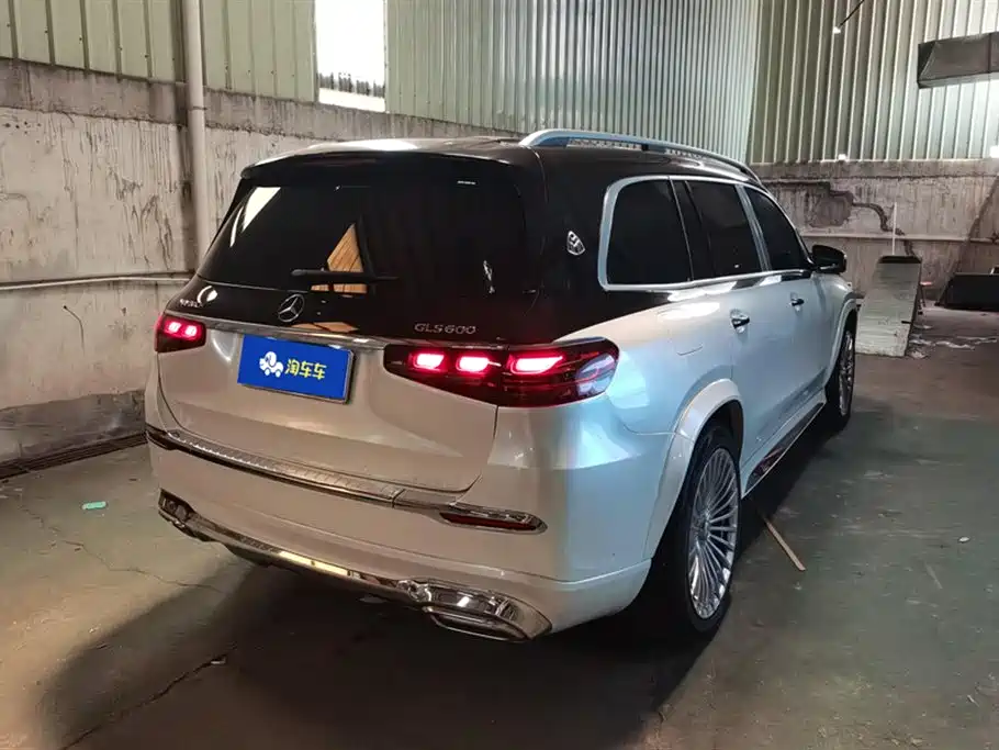 Mercedes-Benz GLS 2024