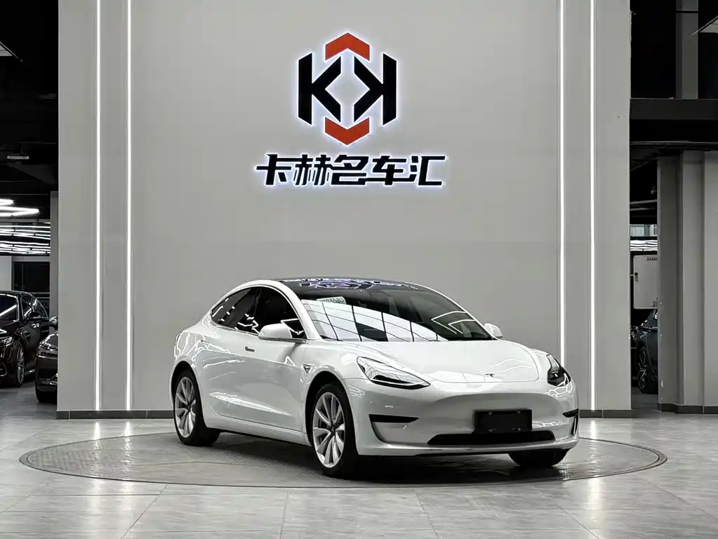 Tesla Model 3 2020