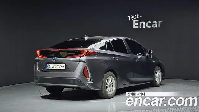 Toyota Prius 2020