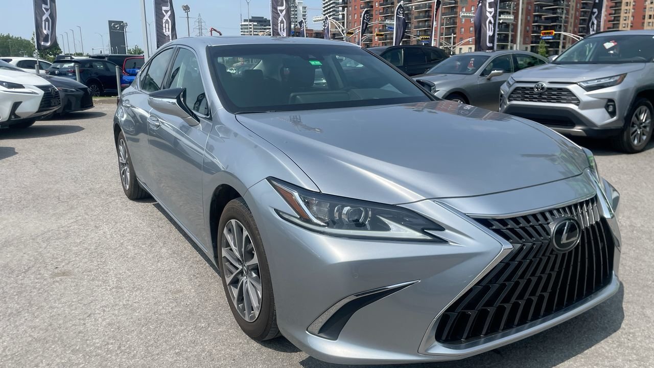 Lexus ES 2023