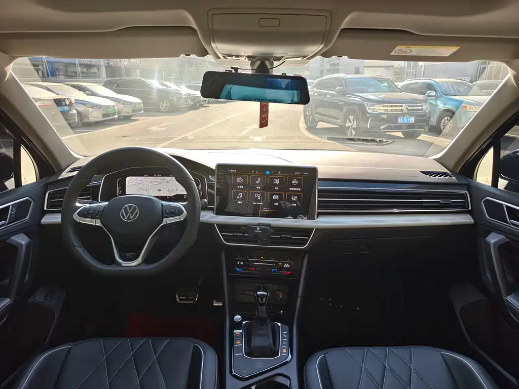 Volkswagen Tiguan 2024