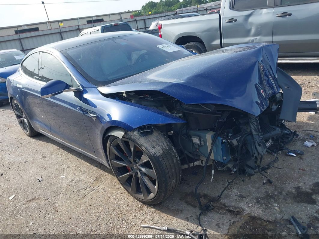 Tesla Model S 2020