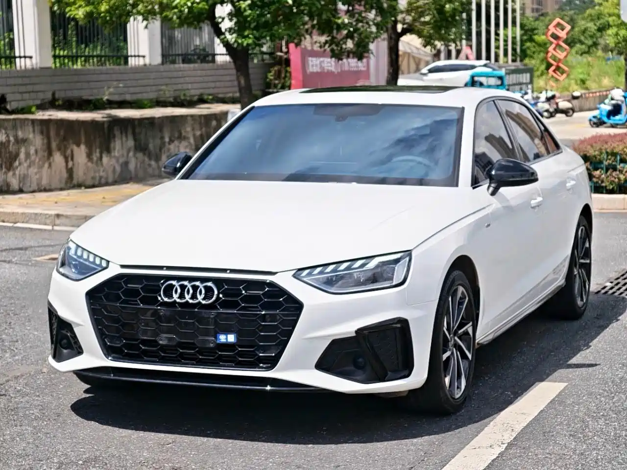 Audi A4 2023
