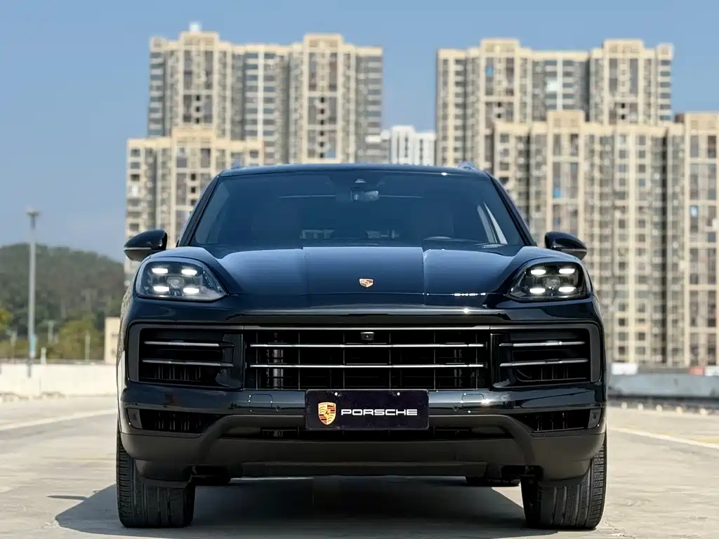 Porsche Cayenne 2025