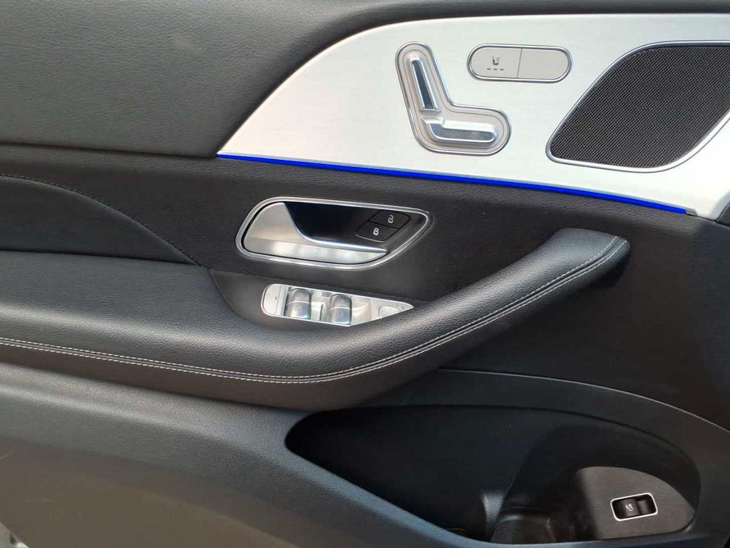 Mercedes-Benz GLE 300 2023