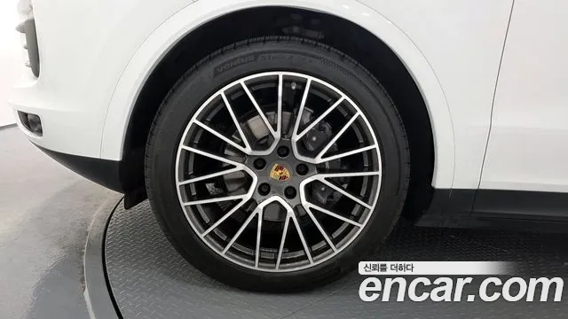 Porsche Cayenne 2022