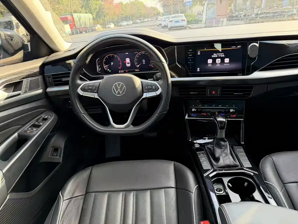 Volkswagen Passat 2022