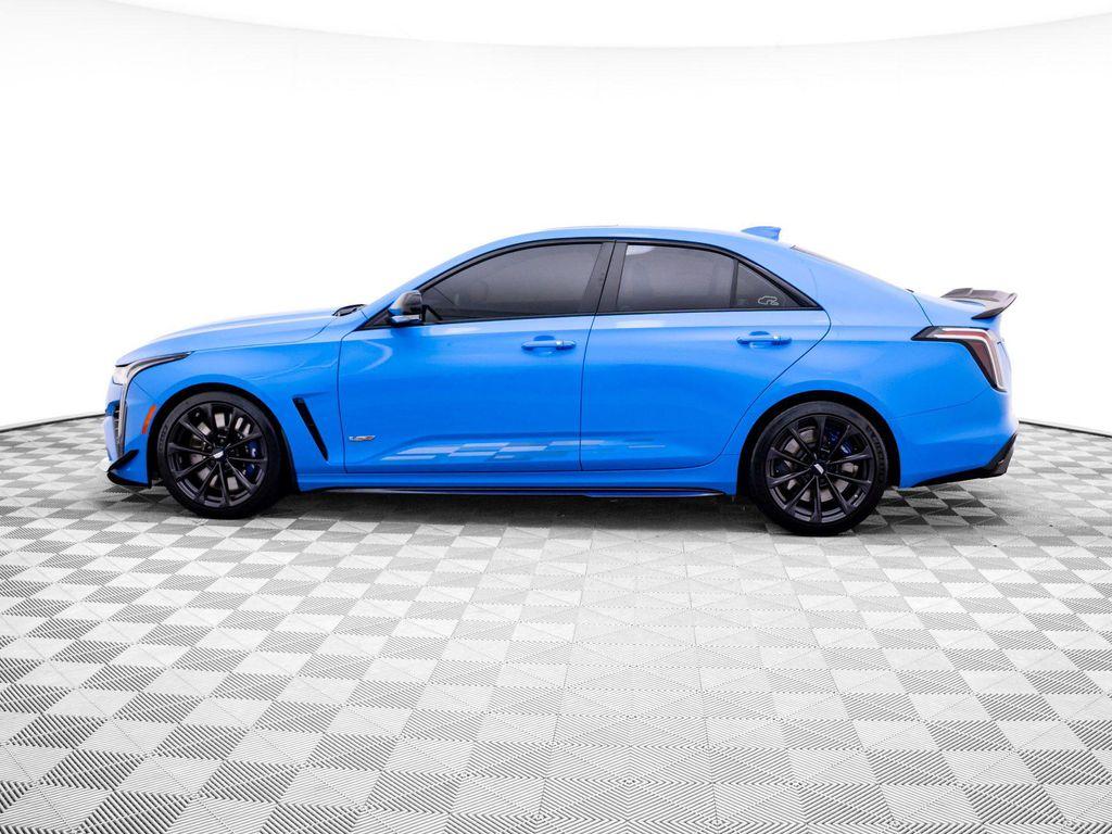 Cadillac CT4-V 2023