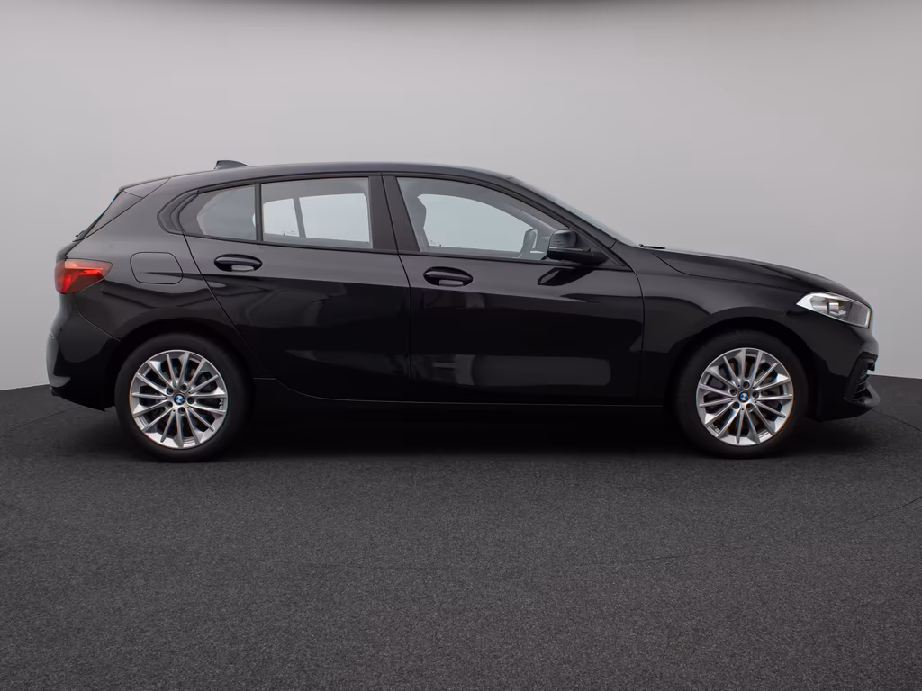 BMW 120 2021
