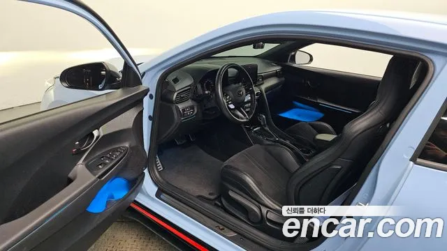 Hyundai Veloster 2021
