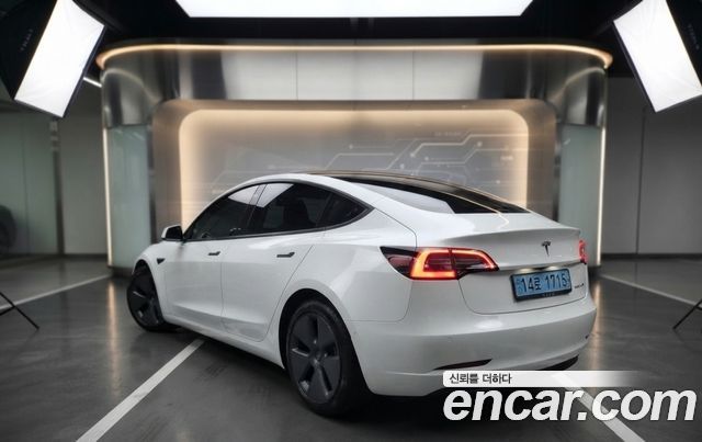Tesla Model 3 2021