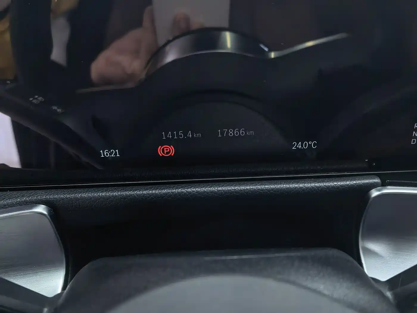 Mercedes-Benz GLB 2024