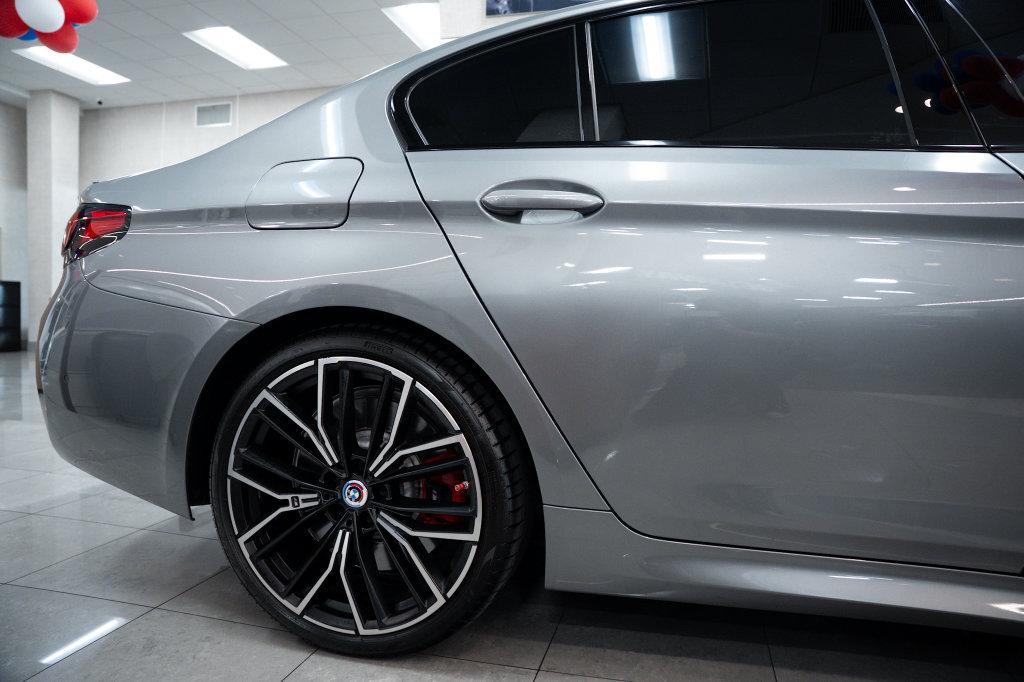 BMW M550 2023