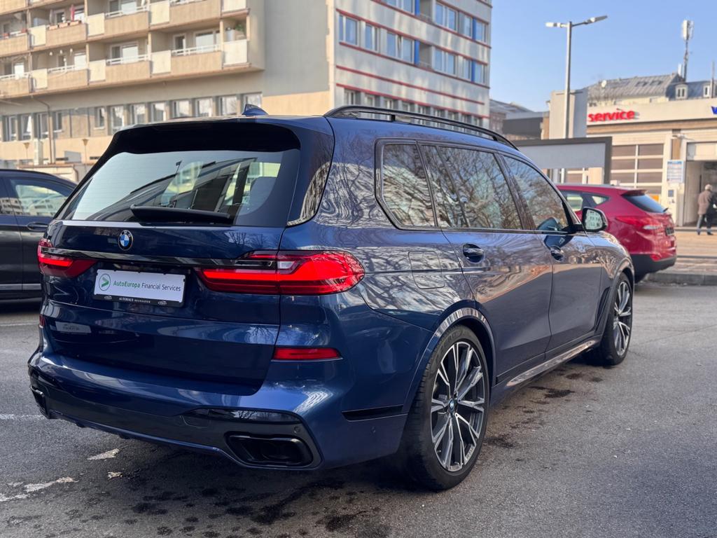 BMW X7 2021