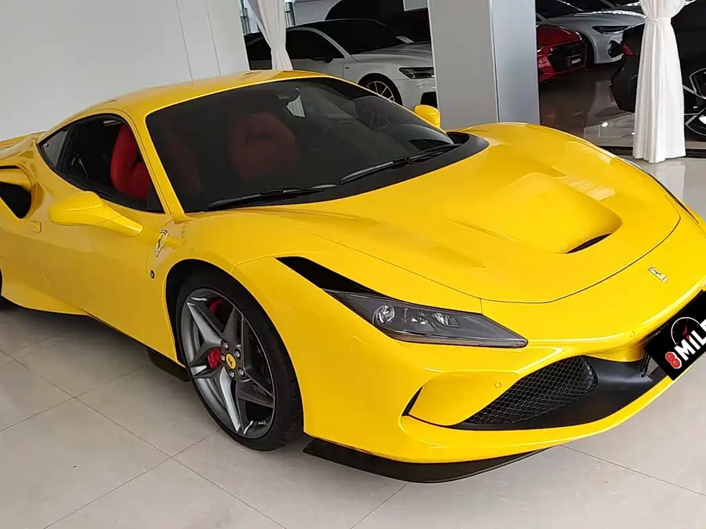 Ferrari F8 2023