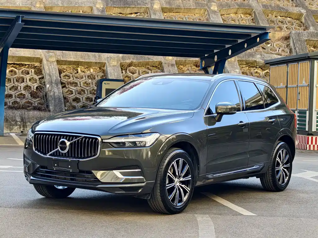 Volvo XC60 2021