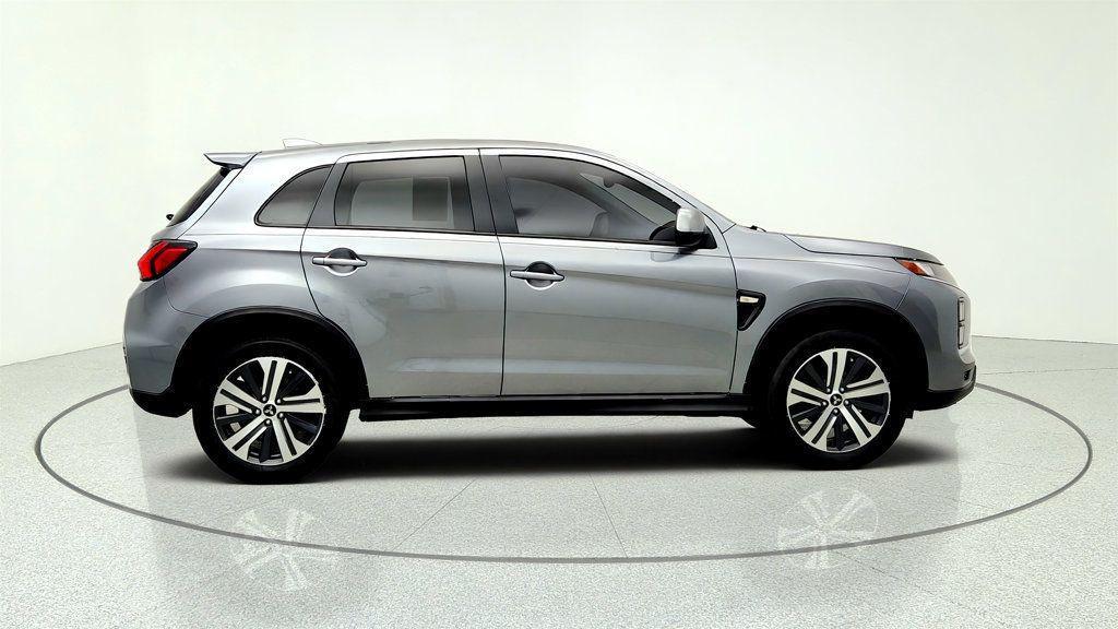 Mitsubishi Outlander Sport 2021