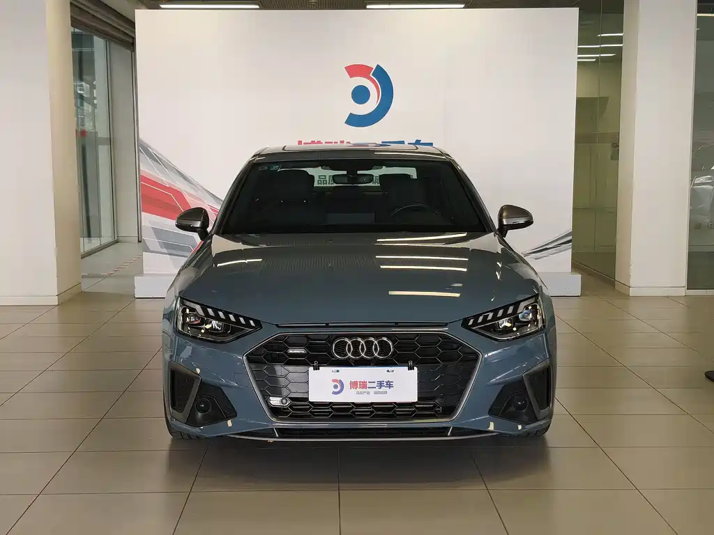 Audi A4 2022