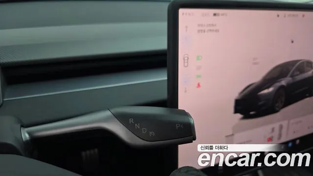 Tesla Model 3 2025