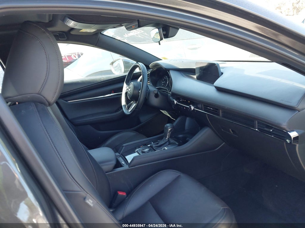 Mazda 3 2023