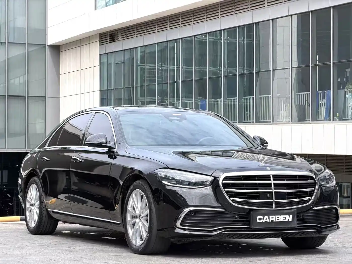 Mercedes-Benz S-Класс 2024