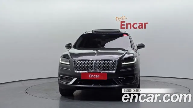 Lincoln Nautilus 2020