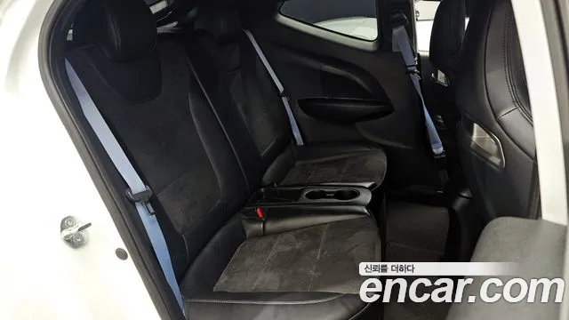 Hyundai Veloster 2020