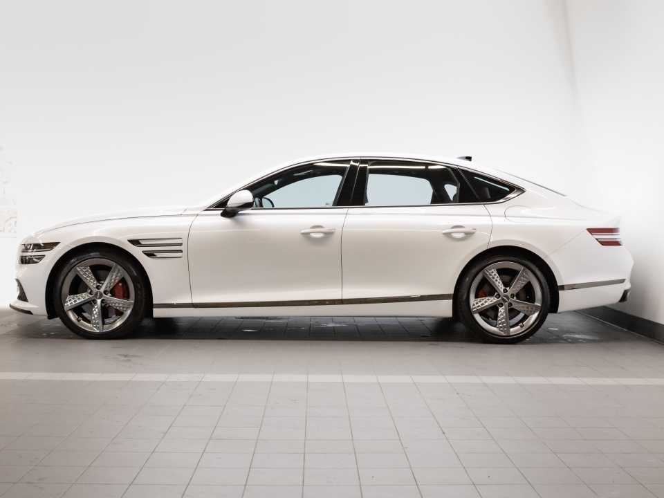 Genesis G80 2023