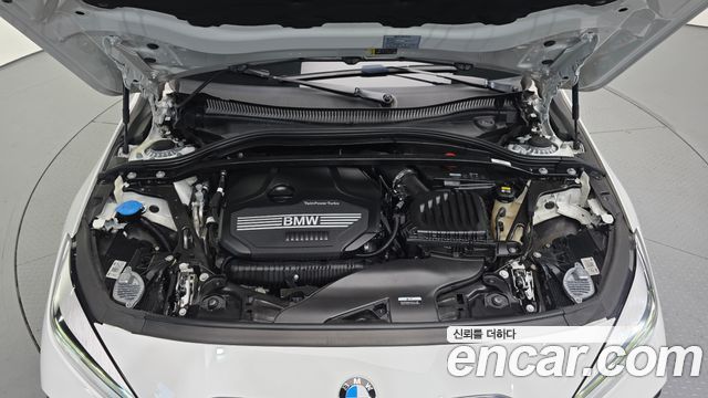 BMW 1 серии 2022
