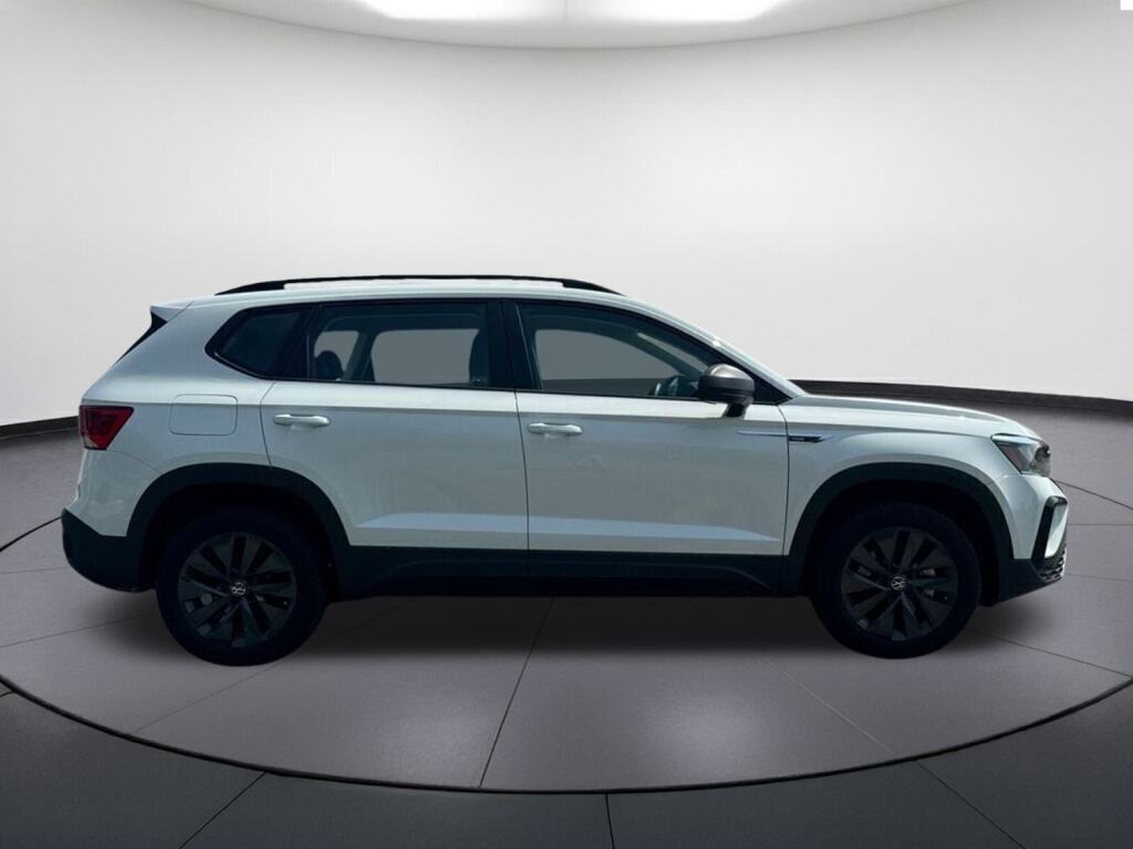 Volkswagen Taos 2024