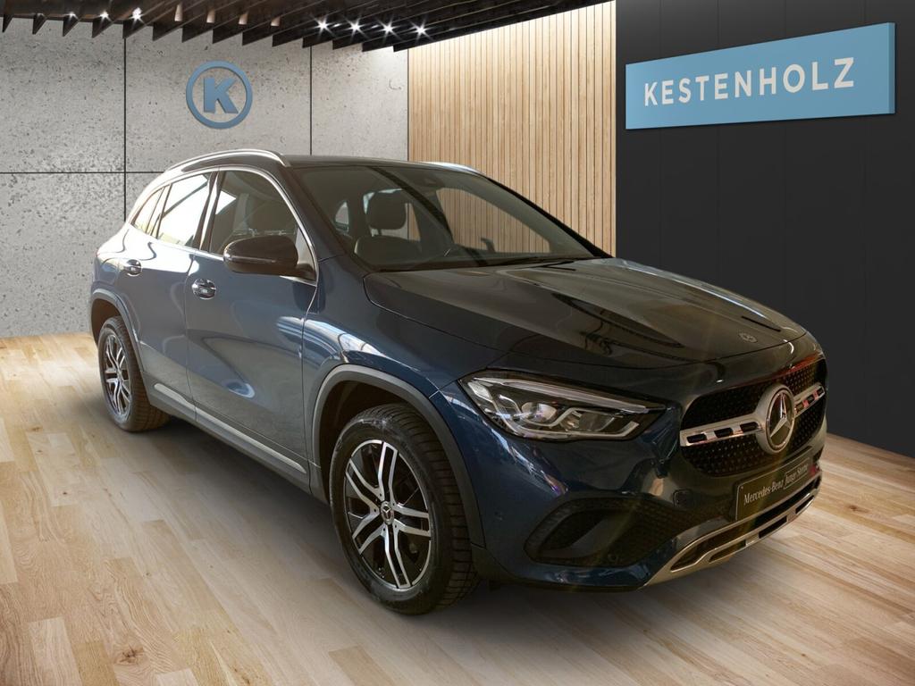 Mercedes-Benz GLA 200 2021