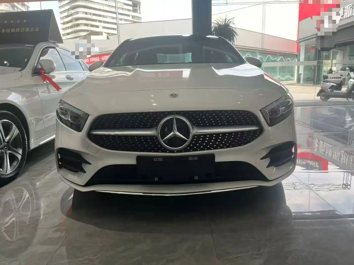 Mercedes-Benz A-Класс 2023