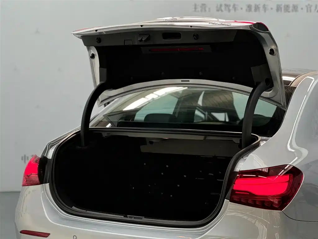 Mercedes-Benz A-Класс 2023