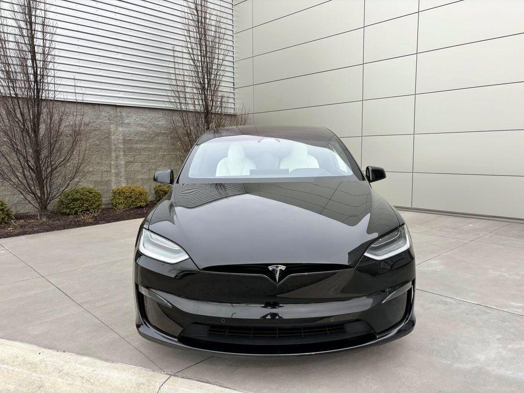 Tesla Model X 2022