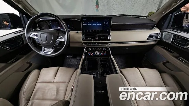 Lincoln Navigator 2022