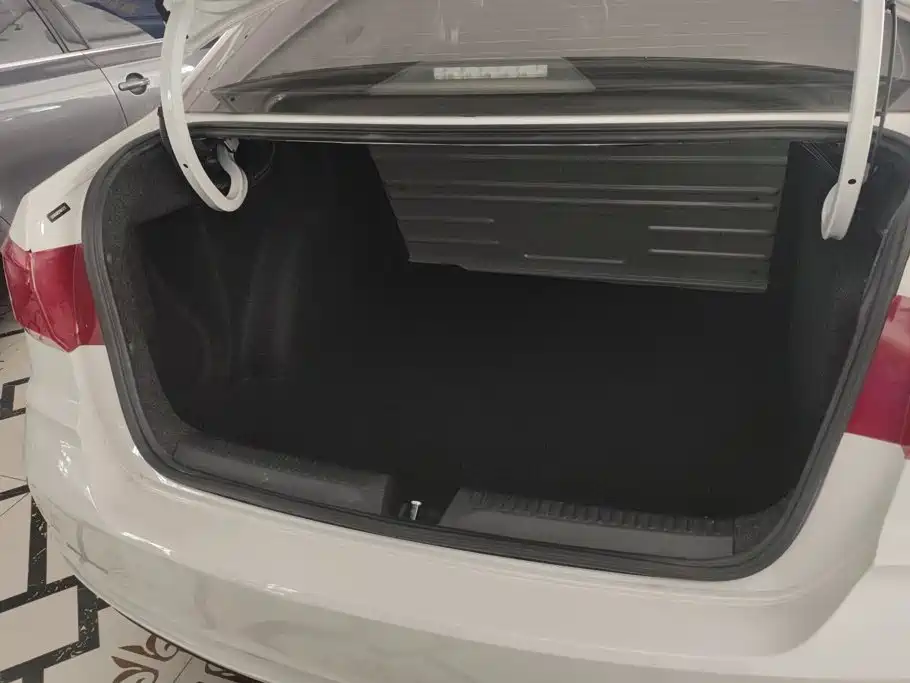 Volkswagen Santana 2023
