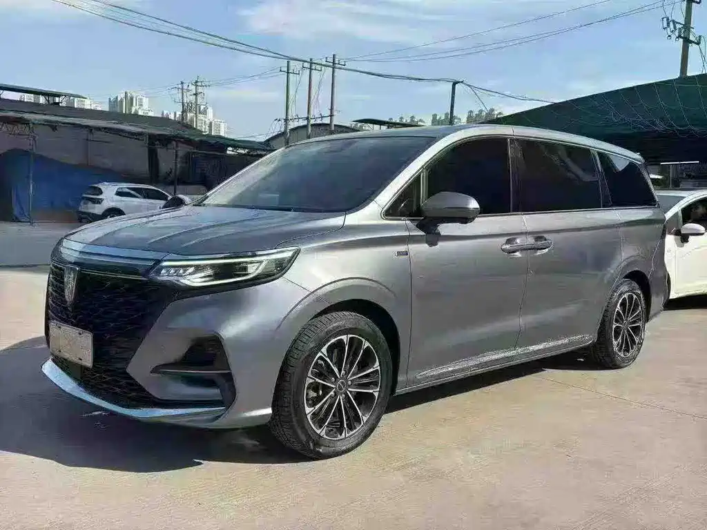 Roewe iMAX8 2021