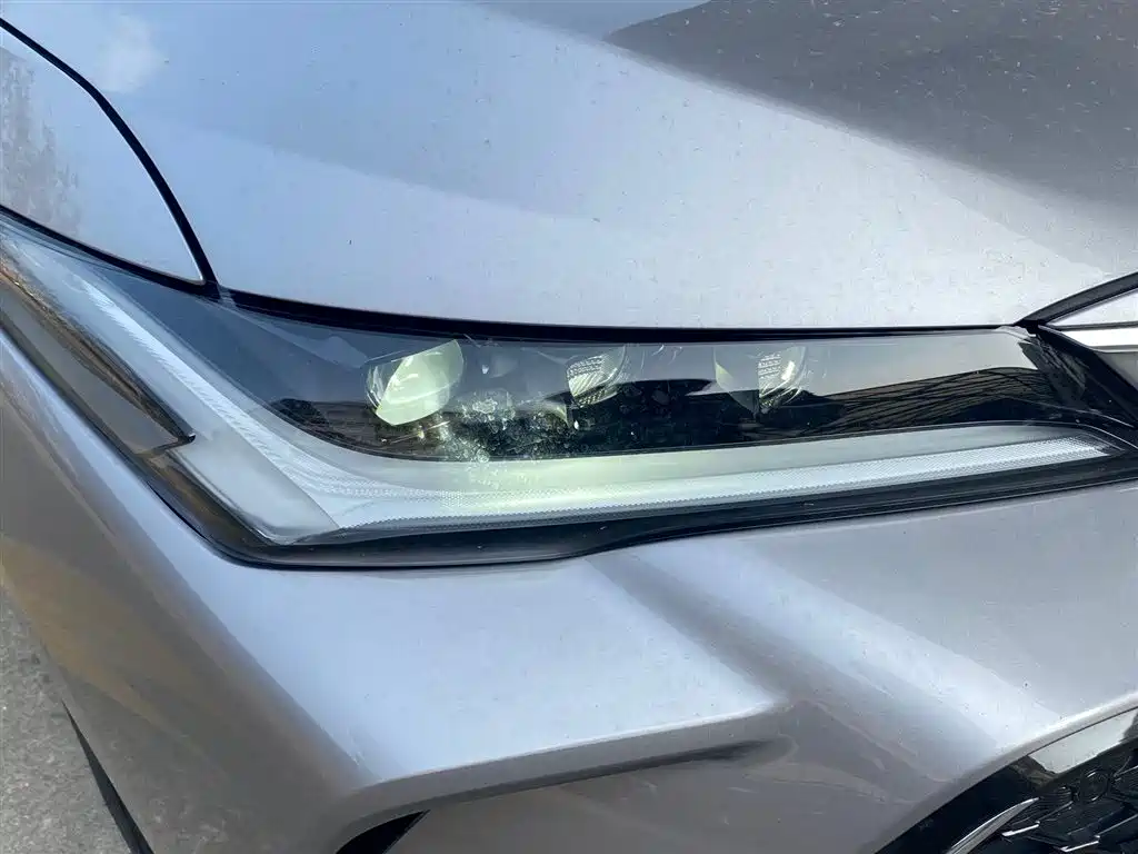 Toyota Avalon 2022