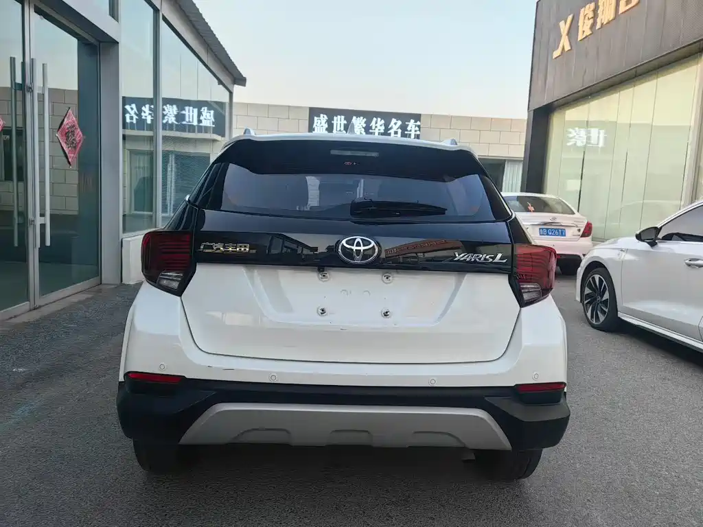 Toyota Yaris 2021