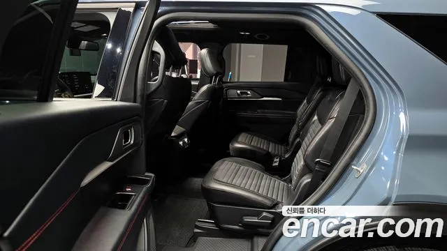 Ford Explorer 2025