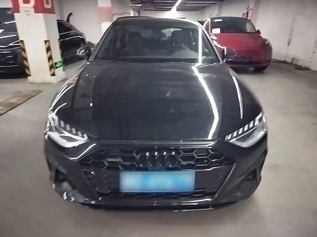 Audi A4 2023