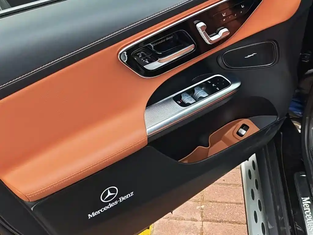 Mercedes-Benz GLC 2024