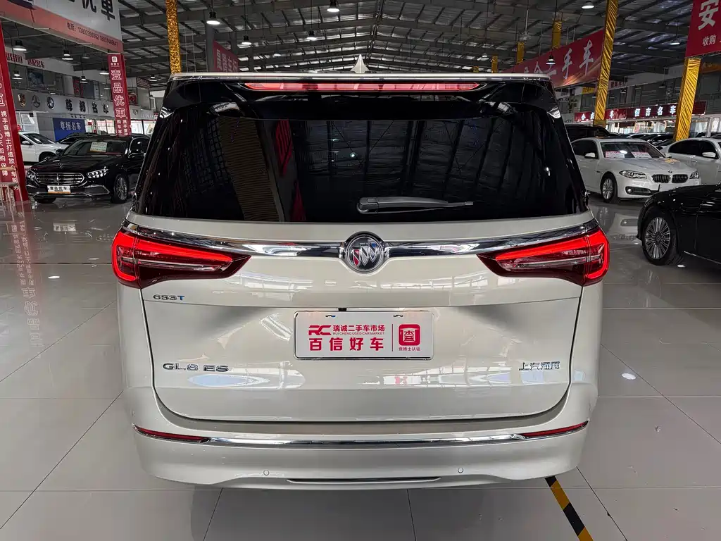 Buick GL8 2022