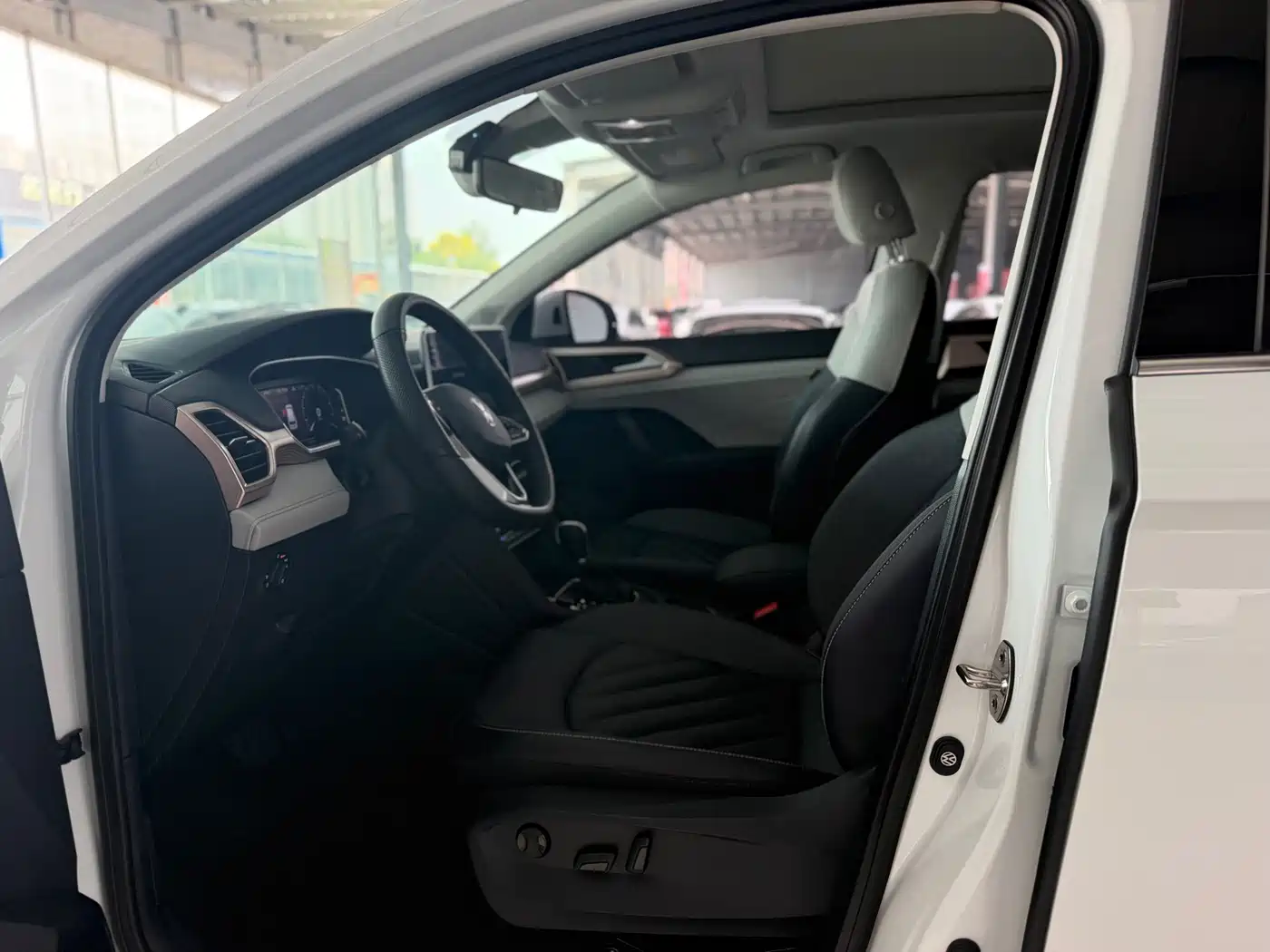 Volkswagen Tharu 2023