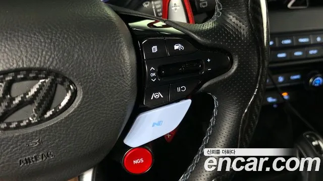 Hyundai Veloster 2021