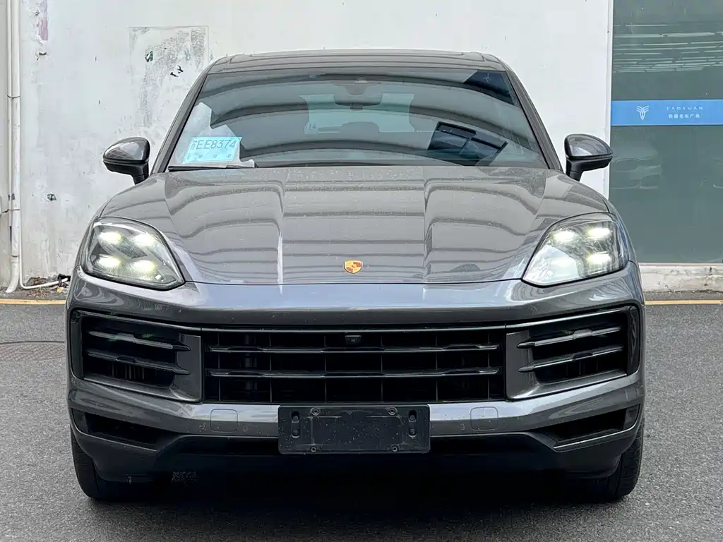 Porsche Cayenne 2024