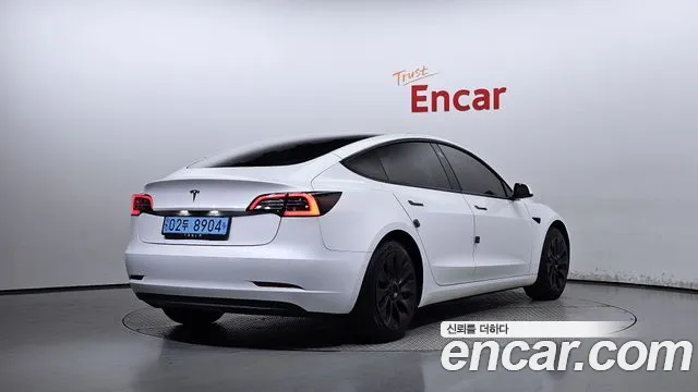 Tesla Model 3 2022