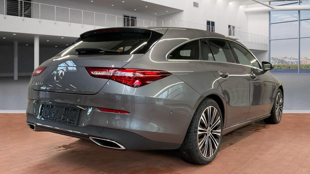 Mercedes-Benz CLA 200 SHOOTING BRAKE 2022
